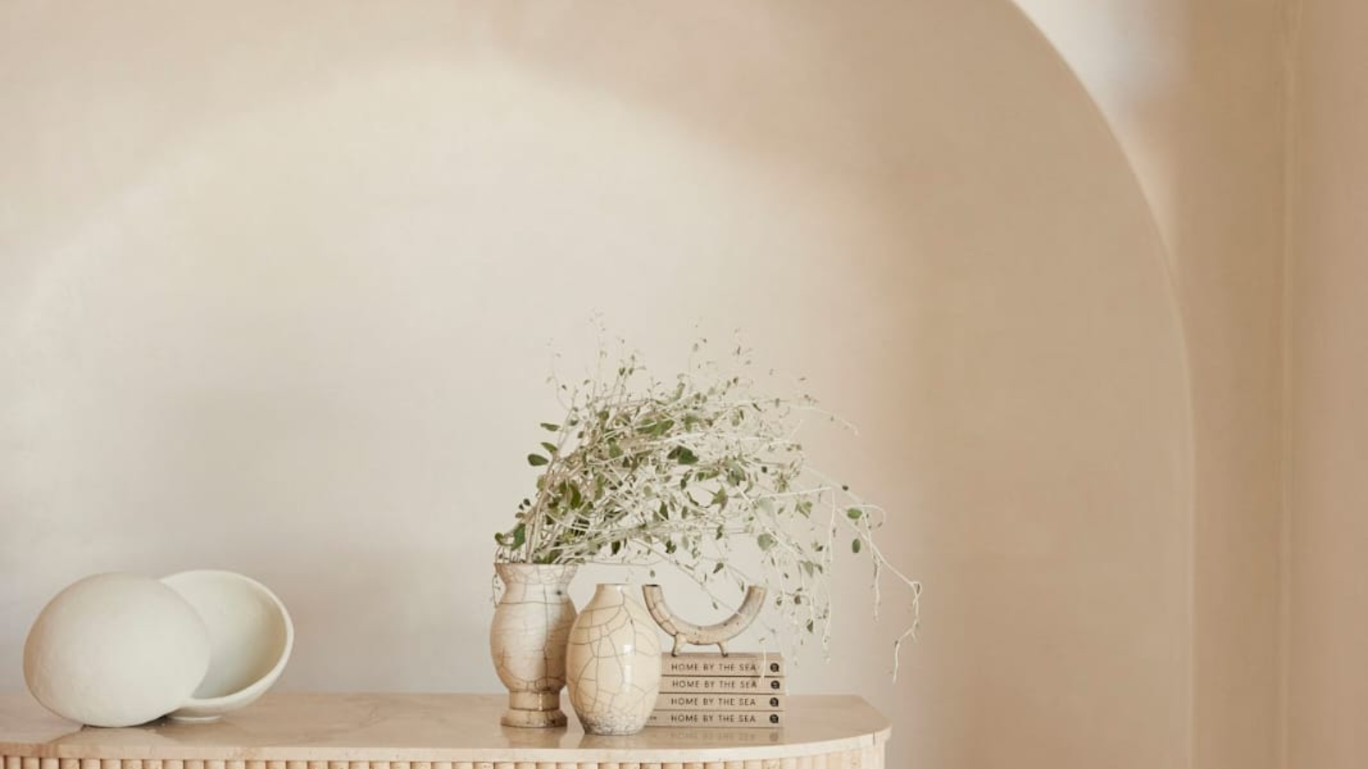 Travertine Hover